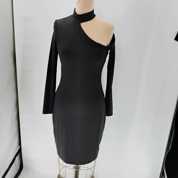 Susana Monaco extreme Cut Out Long Sleeve Dress in Black sold on revolve midi - Picture 5 of 13